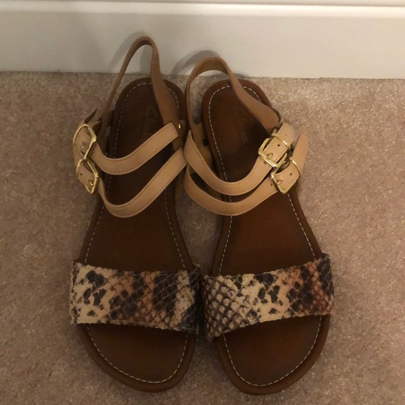 clarks snakeskin sandals